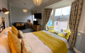 Sunny Bank Guest House Tenby